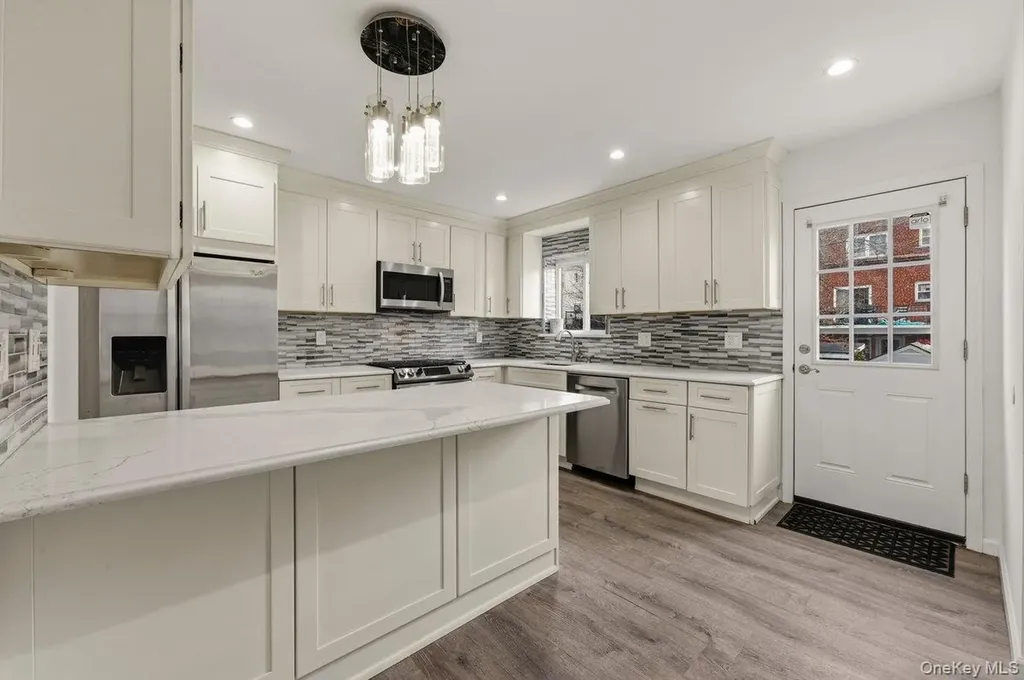 220 Calhoun Avenue Bronx NY 10465