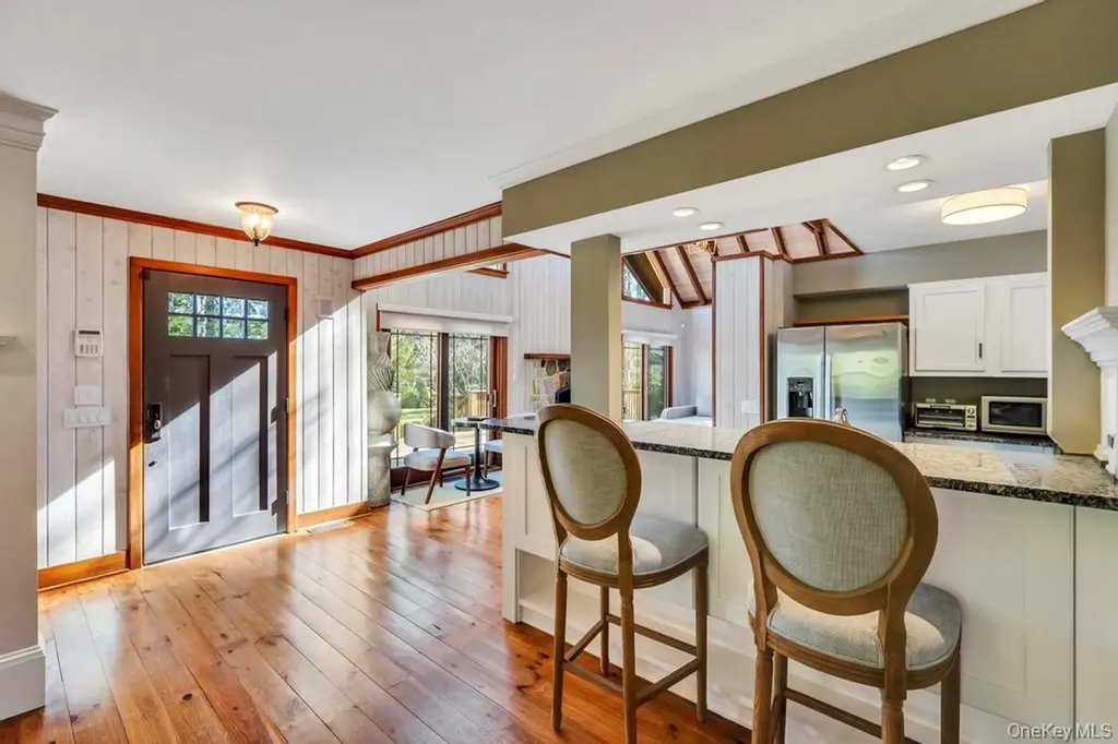 150 Copeces Lane East Hampton NY 11937