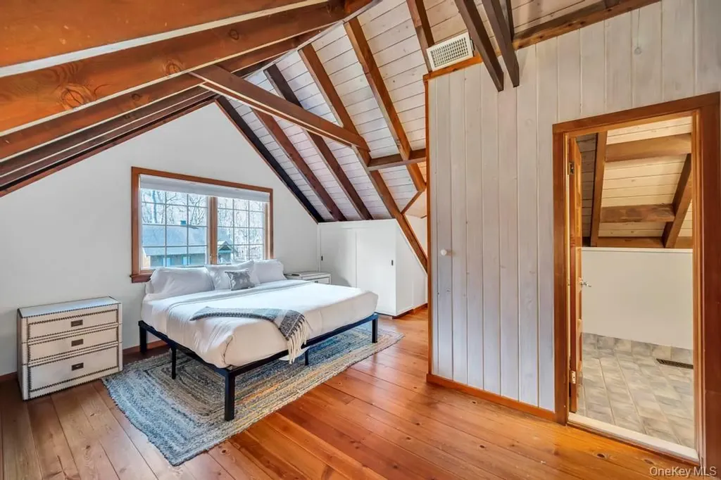 150 Copeces Lane East Hampton NY 11937