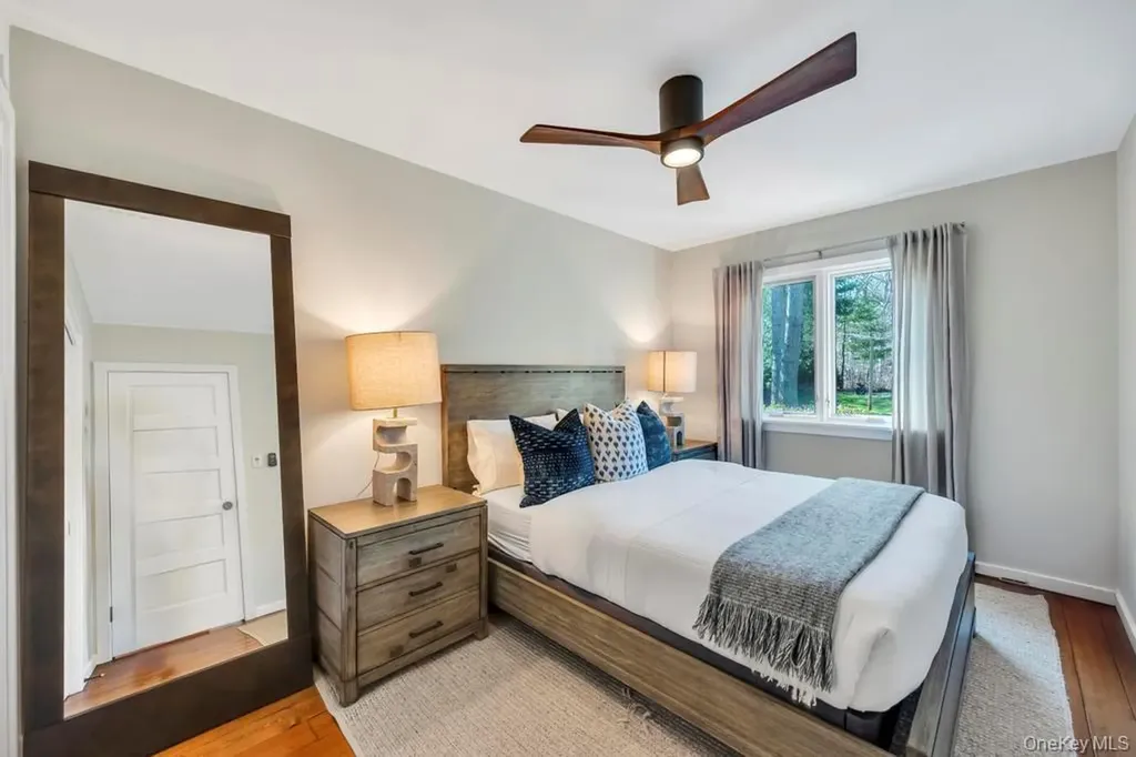 150 Copeces Lane East Hampton NY 11937