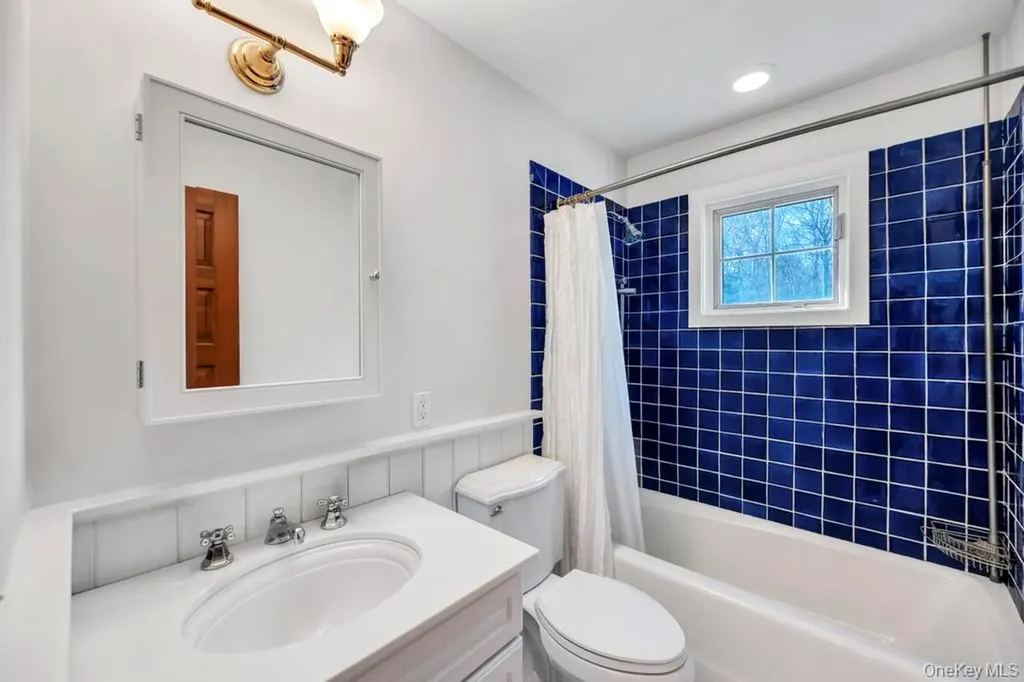 150 Copeces Lane East Hampton NY 11937