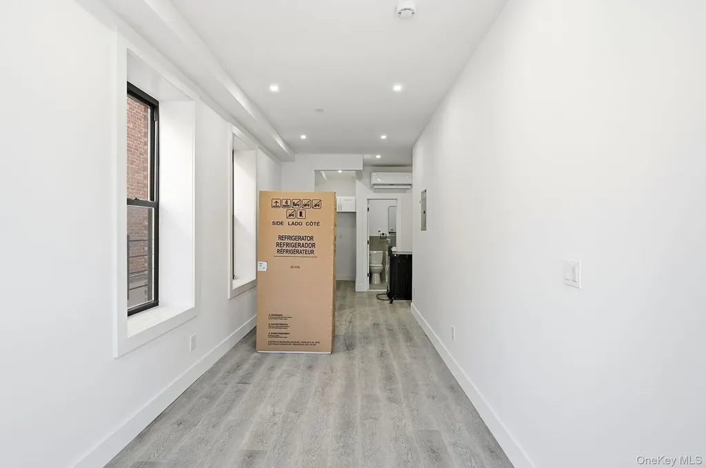 2152 Muliner Avenue Bronx NY 10462