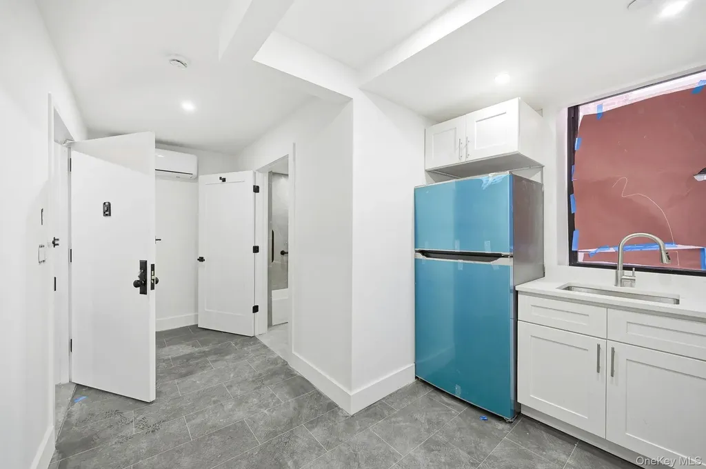 2152 Muliner Avenue Bronx NY 10462