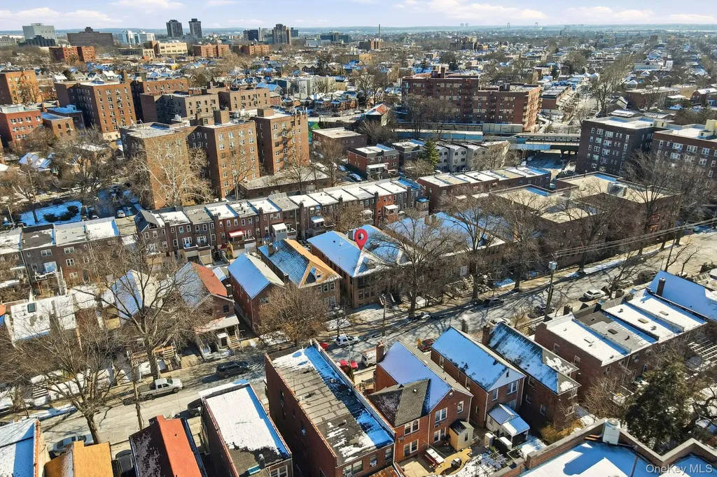 2152 Muliner Avenue Bronx NY 10462