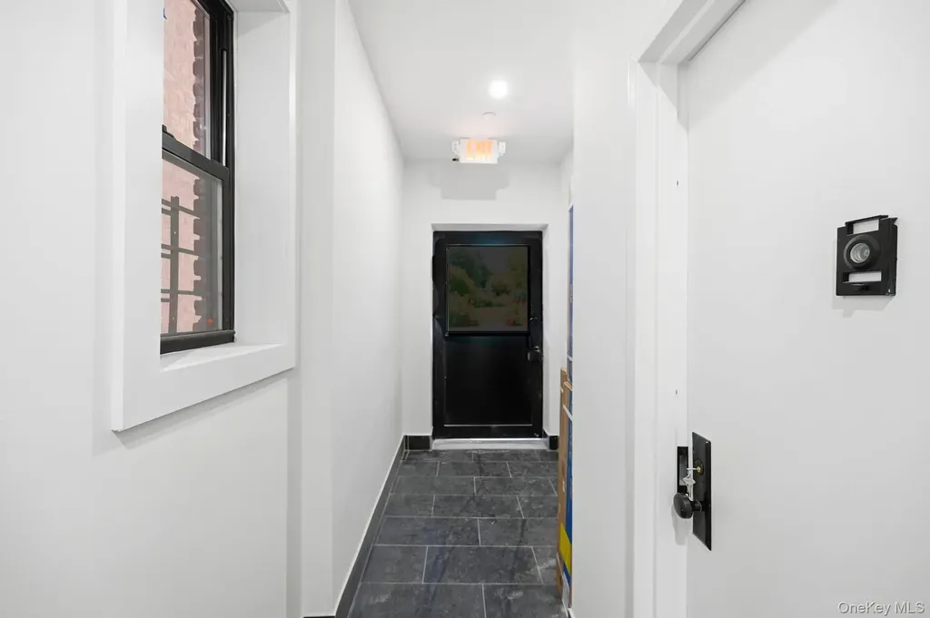 2152 Muliner Avenue Bronx NY 10462