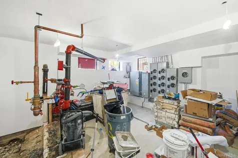 2152 Muliner Avenue Bronx NY 10462
