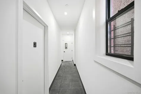 2152 Muliner Avenue Bronx NY 10462