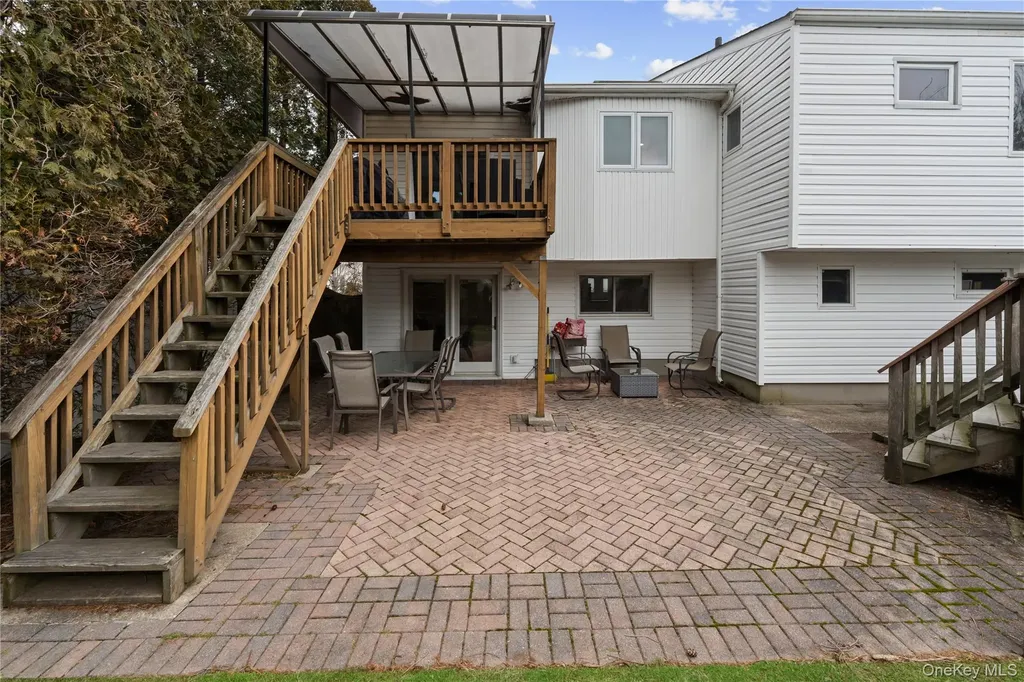 2812 Covered Bridge Road Merrick NY 11566