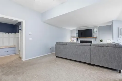 104 Holly Stream Court Brewster NY 10509