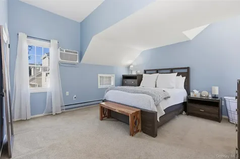 104 Holly Stream Court Brewster NY 10509