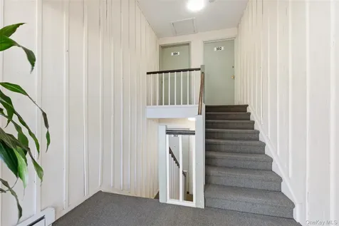 104 Holly Stream Court Brewster NY 10509