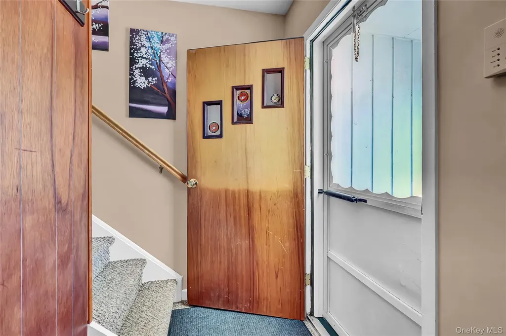 357 Deauville Boulevard Copiague NY 11726