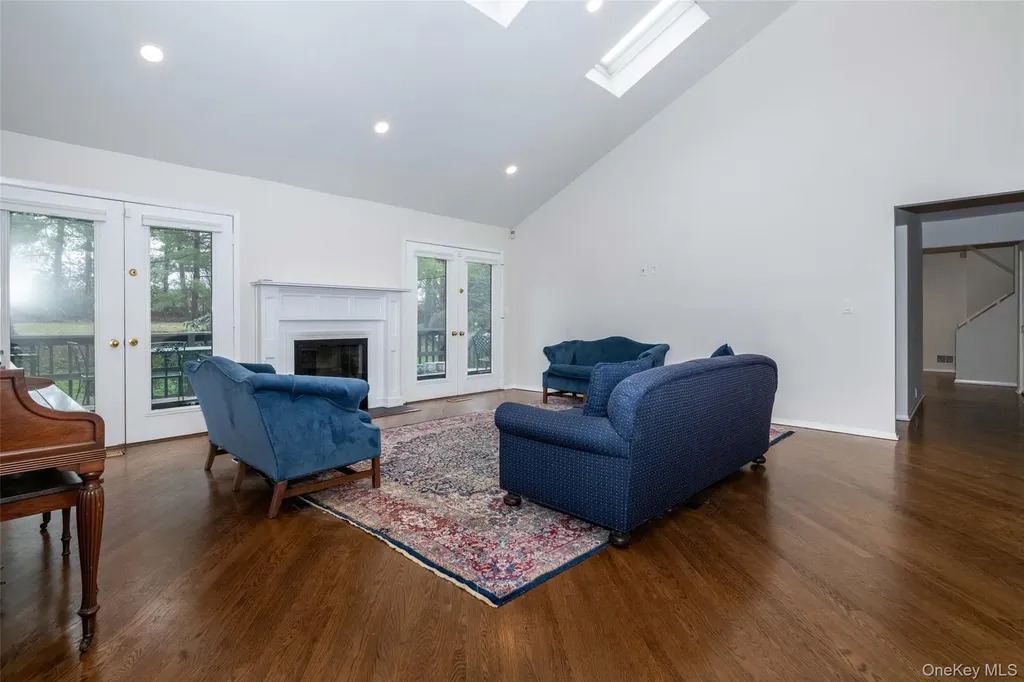 7 Brookridge Road New Rochelle NY 10804