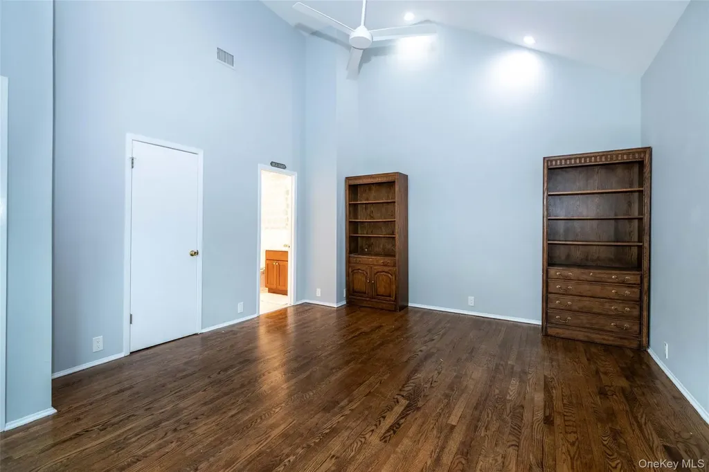 7 Brookridge Road New Rochelle NY 10804