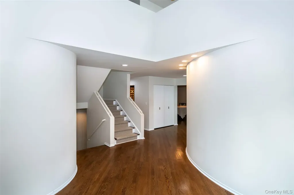 7 Brookridge Road New Rochelle NY 10804