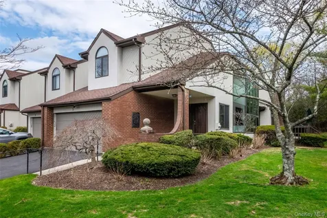7 Brookridge Road New Rochelle NY 10804