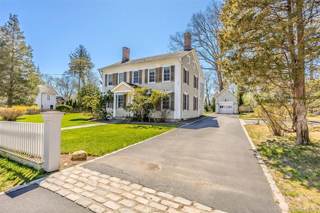 8 Terrell Lane Stony Brook NY 11790