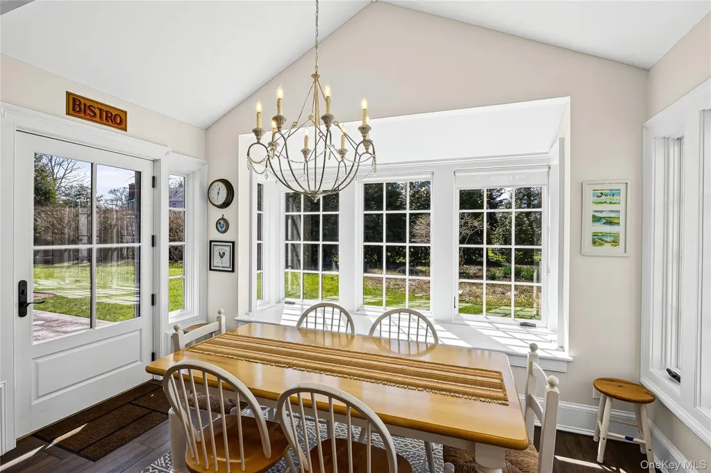 8 Terrell Lane Stony Brook NY 11790