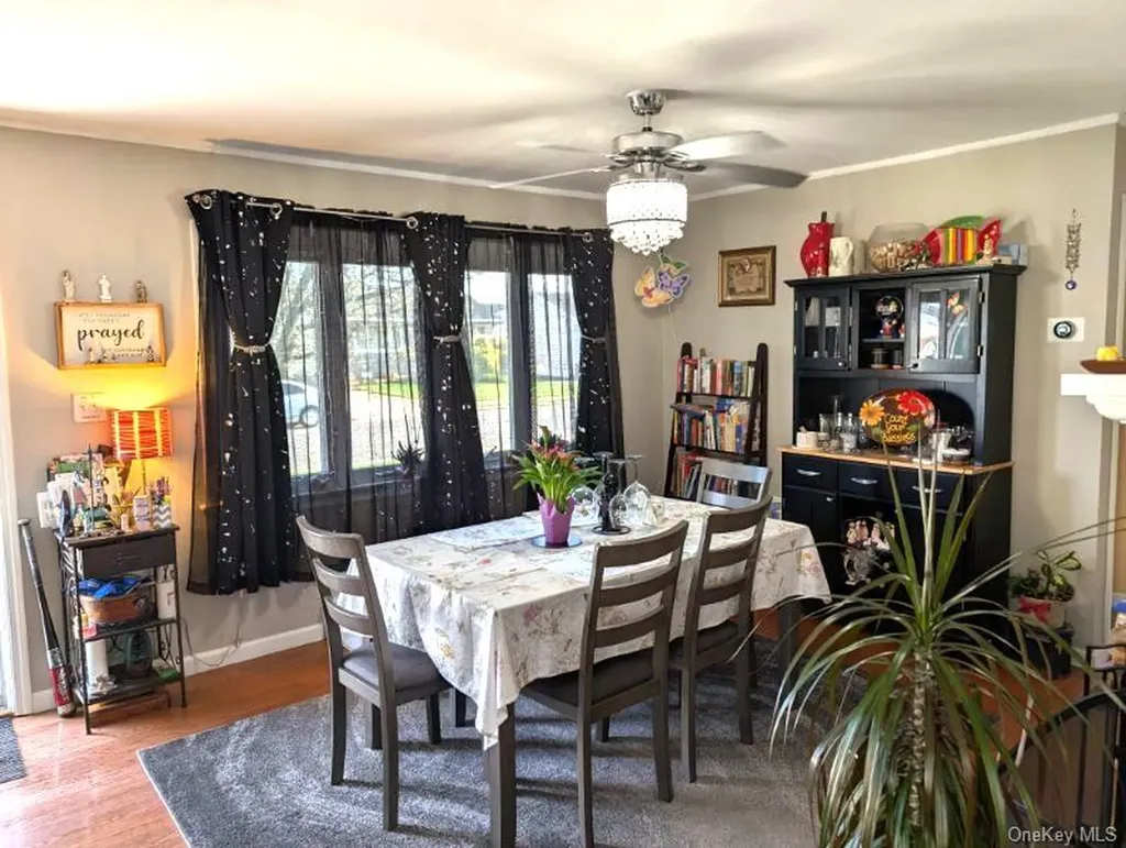 44 Hubbard Avenue Freeport NY 11520