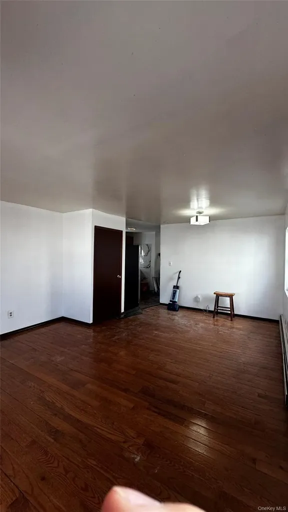 19128 114th Drive Saint Albans NY 11412