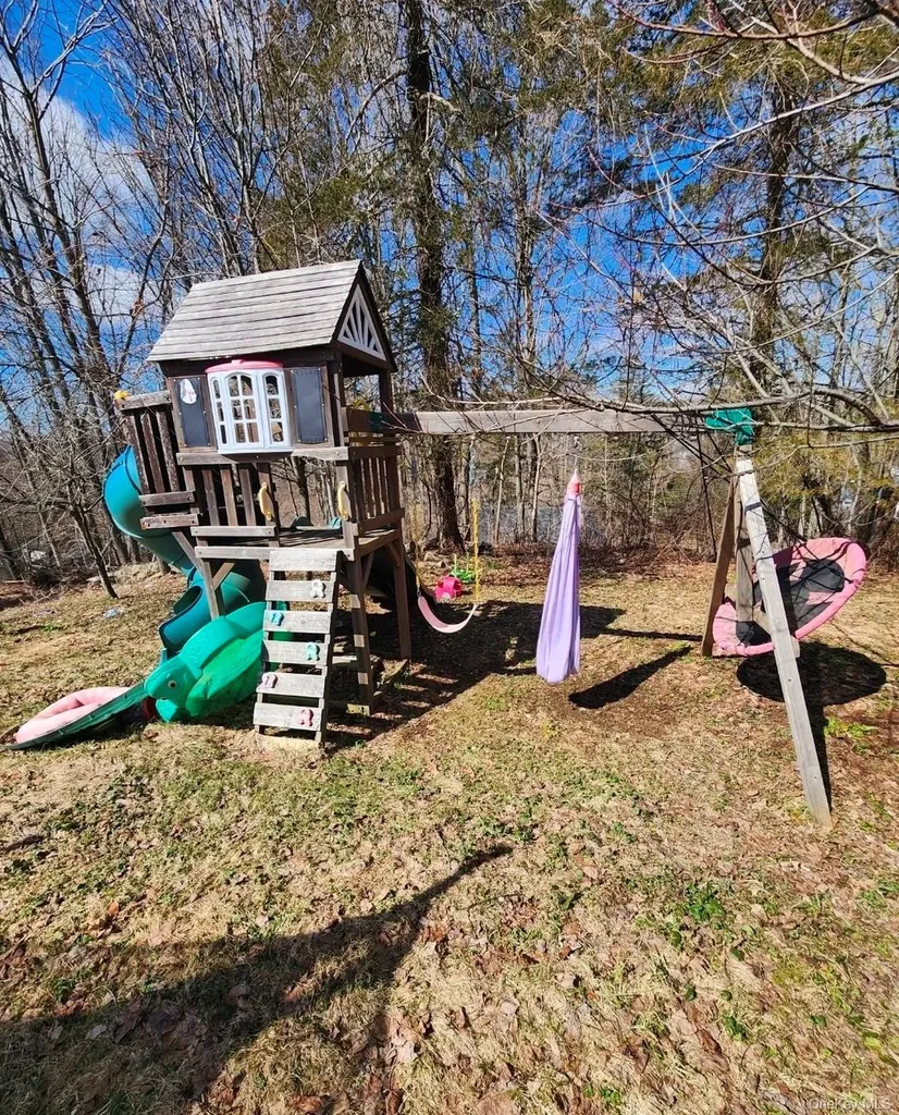 32 Cedar Lane Wingdale NY 12594