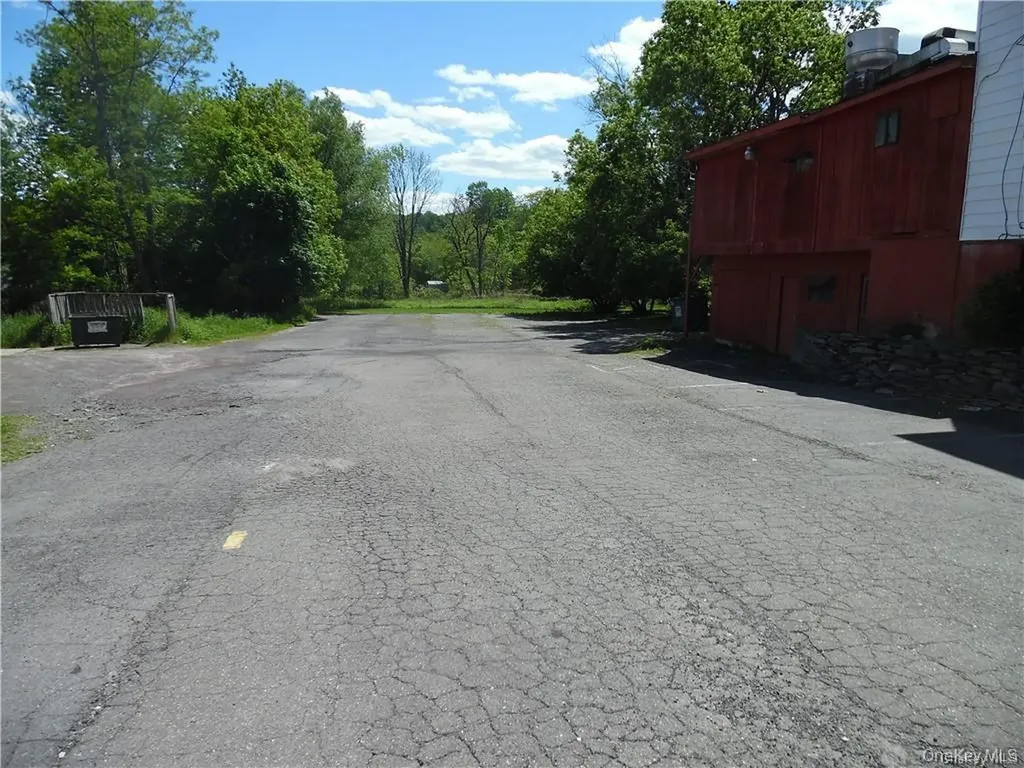 371 E Broadway Monticello NY 12701