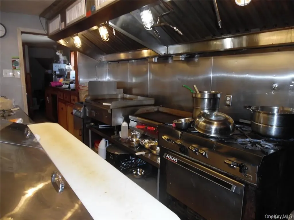 371 E Broadway Monticello NY 12701