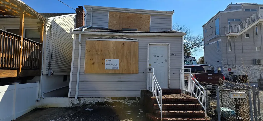 9960 164th Road Howard Beach NY 11414