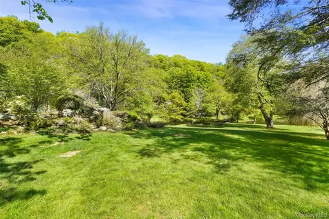 123 & 135 Mianus River Road Bedford NY 10506