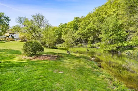 123 & 135 Mianus River Road Bedford NY 10506