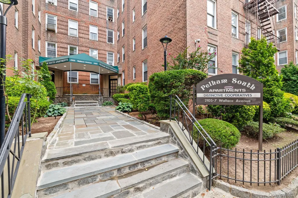 2105 Wallace Avenue Bronx NY 10462