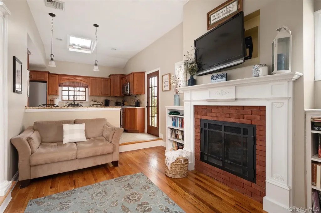 3585 Amherst Drive Wantagh NY 11793