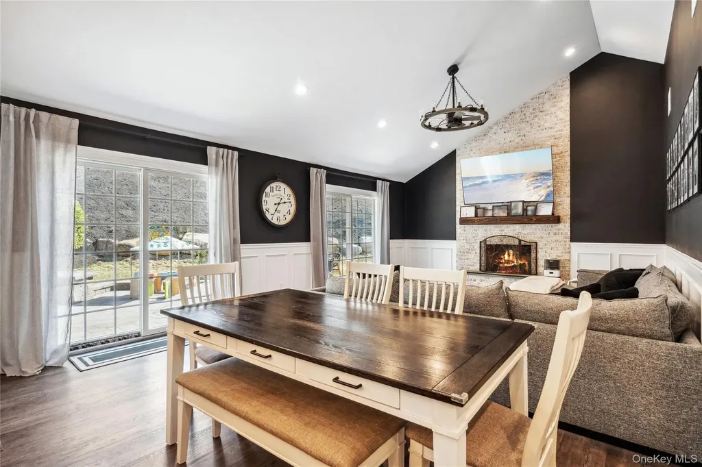 1 Valley Avenue Smithtown NY 11787