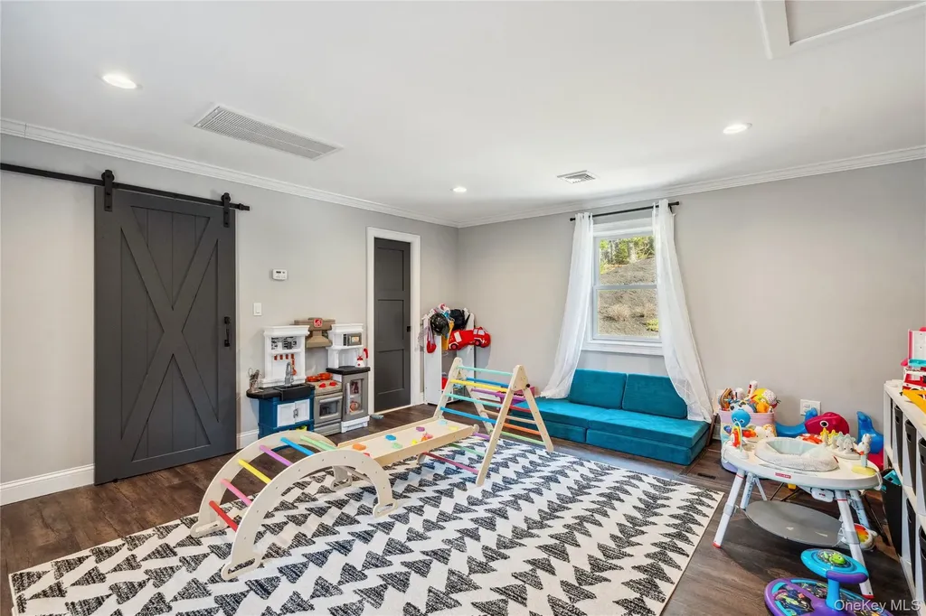 1 Valley Avenue Smithtown NY 11787