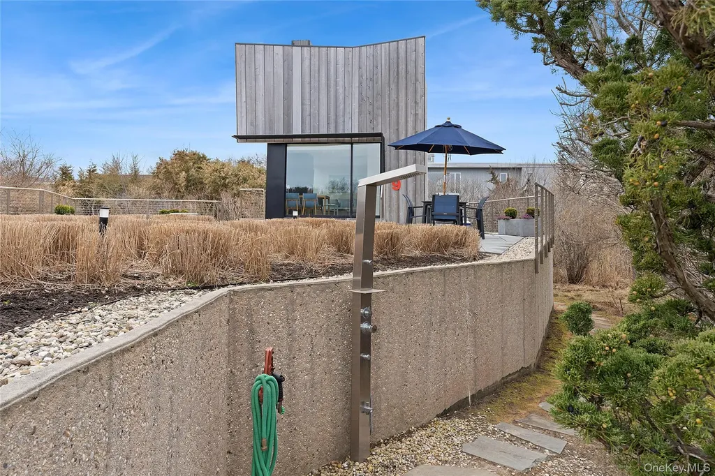 9 Ocean Lane Amagansett NY 11930
