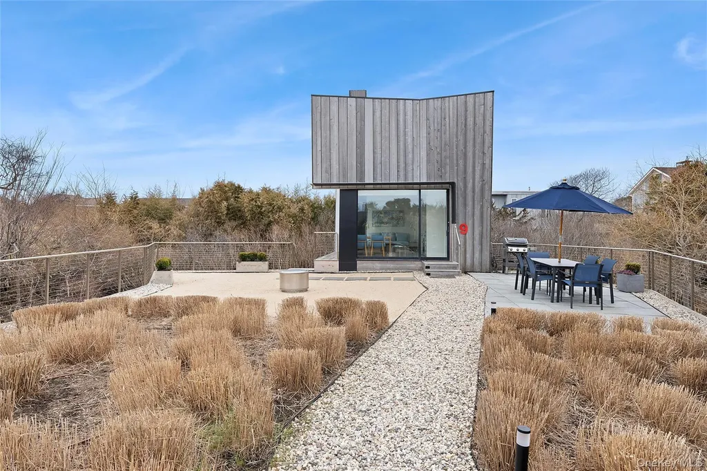 9 Ocean Lane Amagansett NY 11930