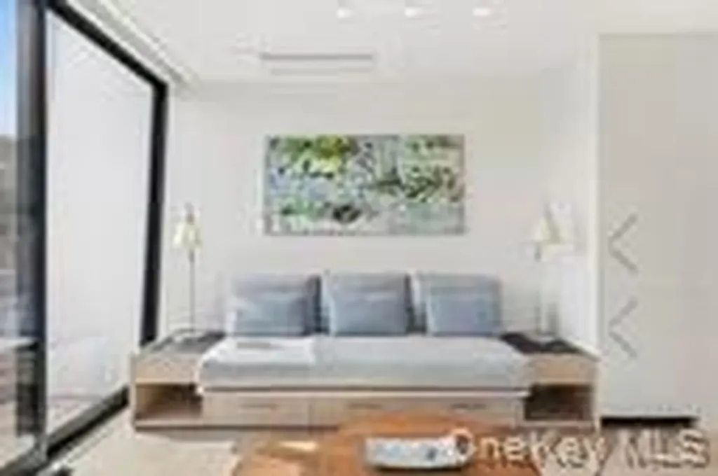 9 Ocean Lane Amagansett NY 11930