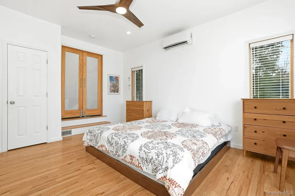 11 S Cedar Street Beacon NY 12508