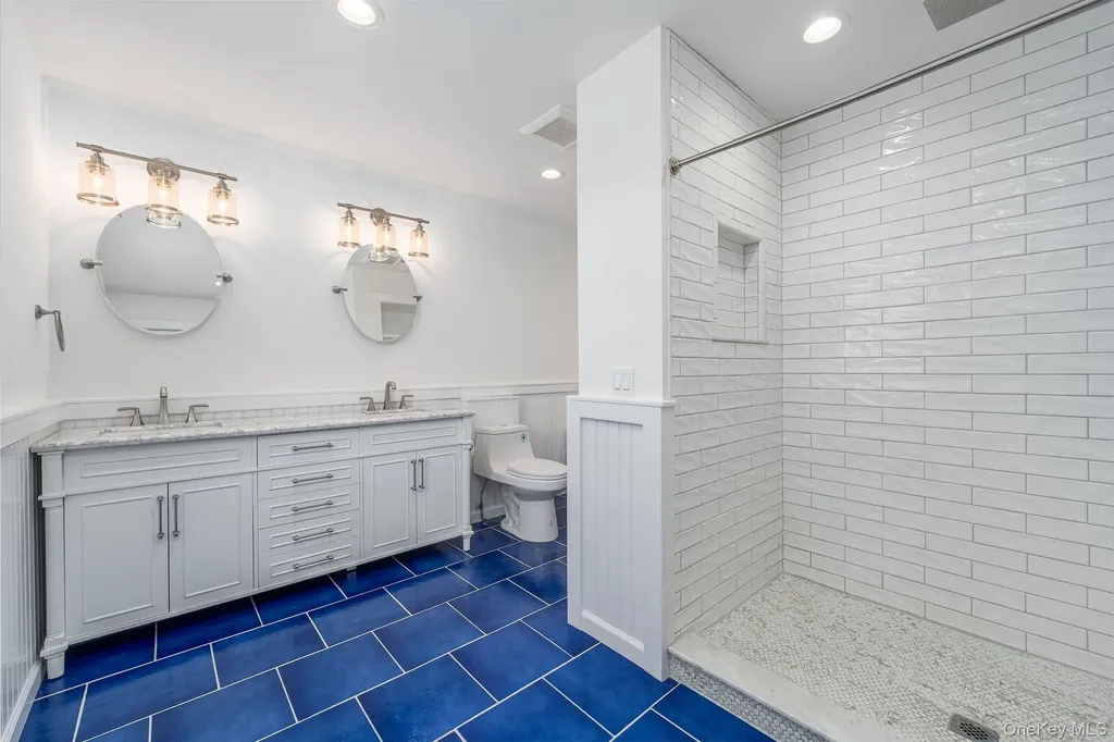 254 Overlook Drive Aquebogue NY 11931