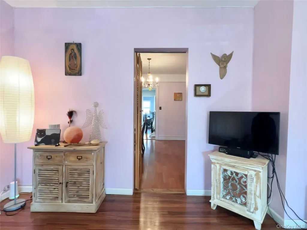 830 Vincent Avenue Bronx NY 10465