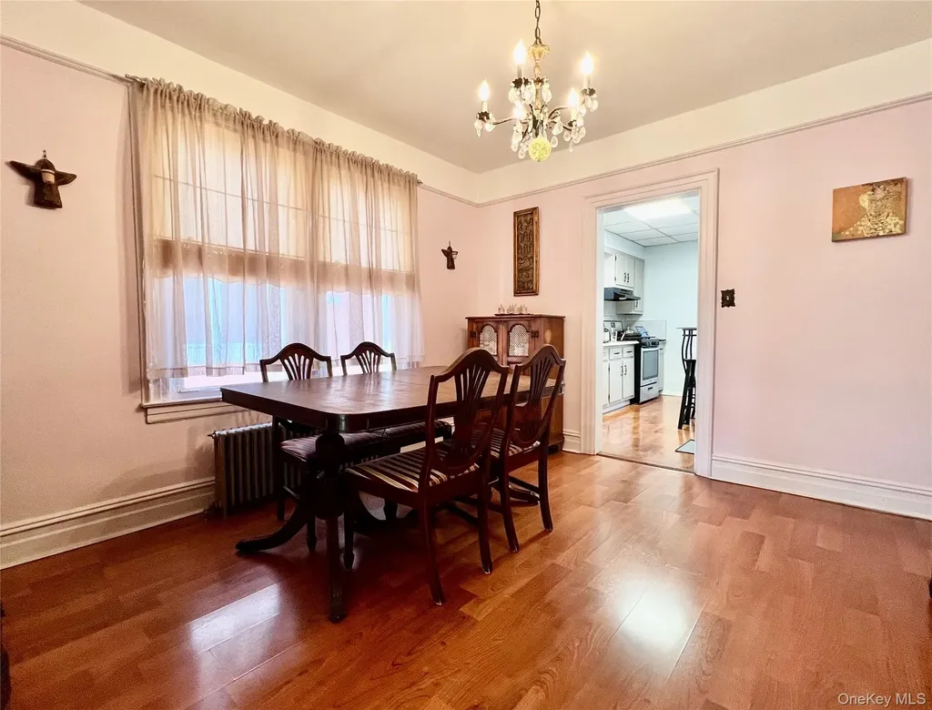 830 Vincent Avenue Bronx NY 10465