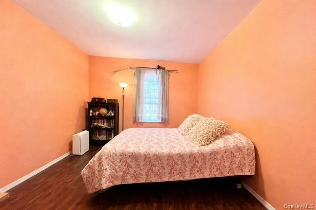 830 Vincent Avenue Bronx NY 10465