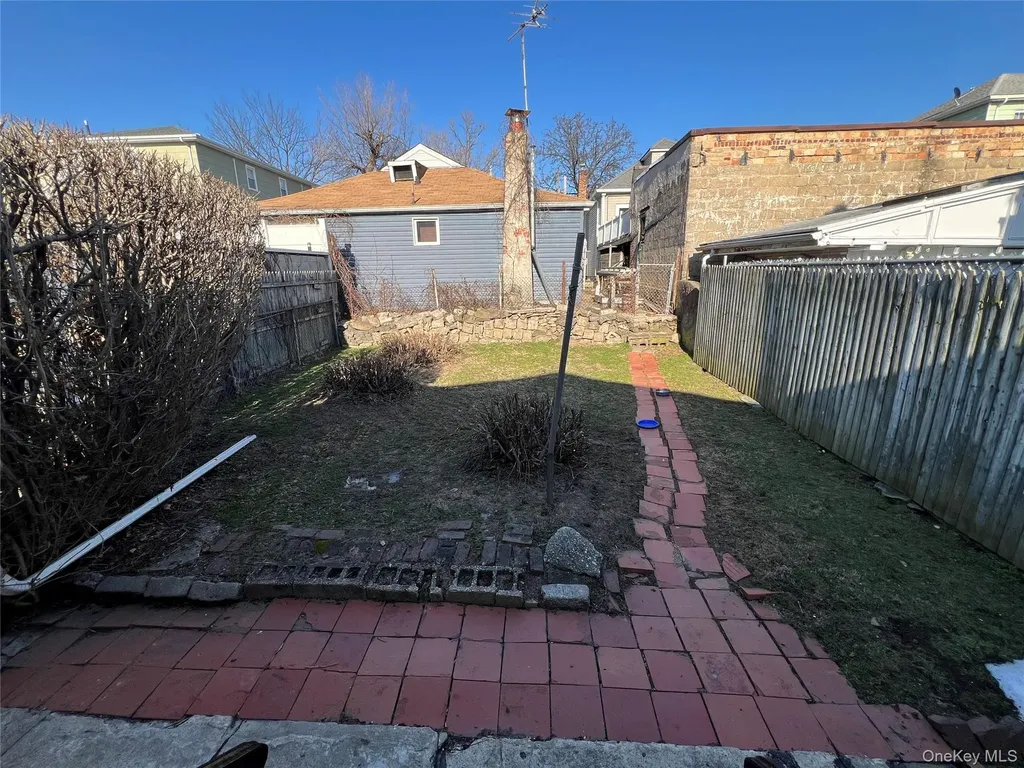 830 Vincent Avenue Bronx NY 10465