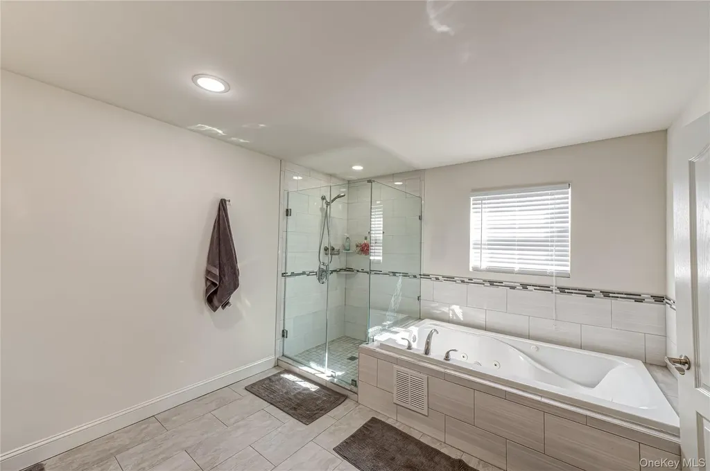 456 Pine Acres Boulevard Brightwaters NY 11718