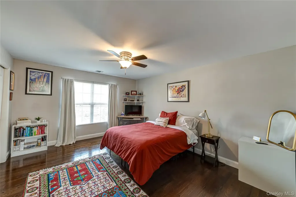 456 Pine Acres Boulevard Brightwaters NY 11718