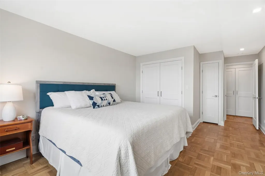 2 Washington Square Larchmont NY 10538