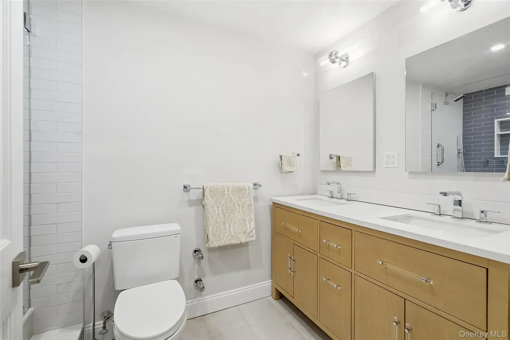 2 Washington Square Larchmont NY 10538