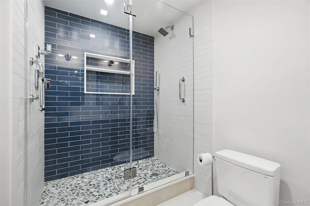 2 Washington Square Larchmont NY 10538