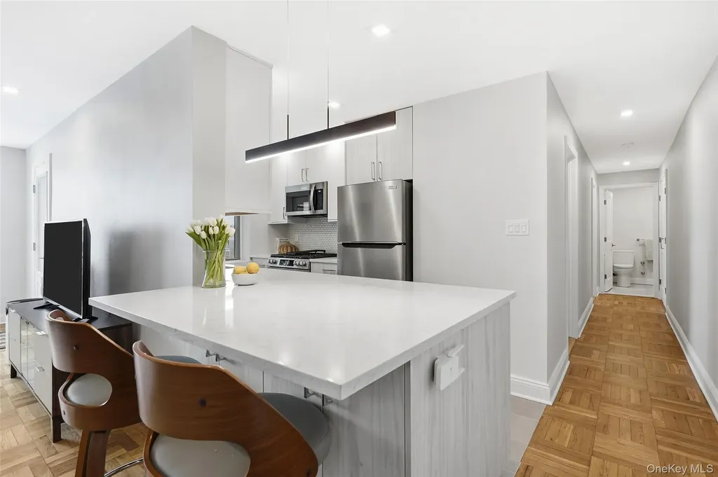 2 Washington Square Larchmont NY 10538