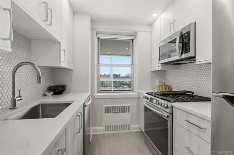 2 Washington Square Larchmont NY 10538